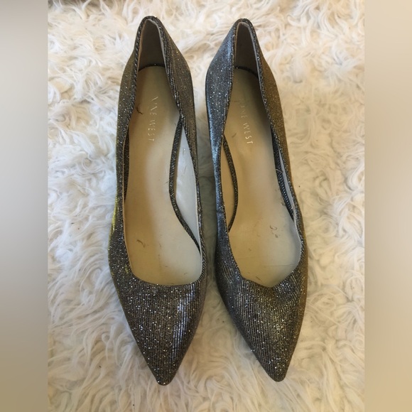 Silver Nine West Elise kitten heels - Picture 3 of 5